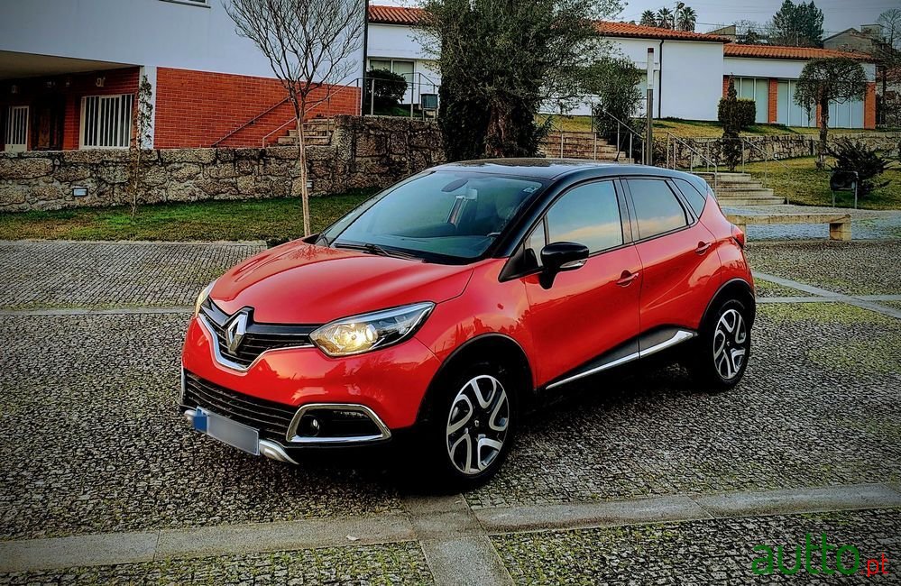 2015' Renault Captur Helly Hansen photo #2