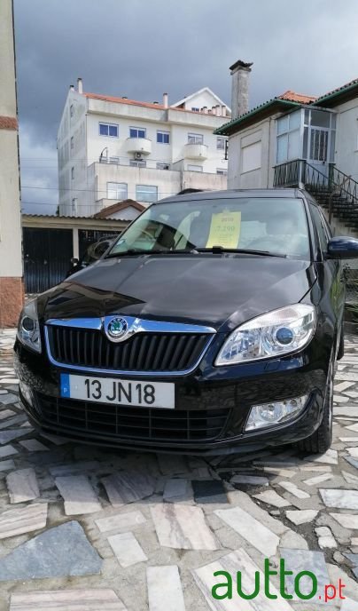 2010' Skoda Roomster photo #5