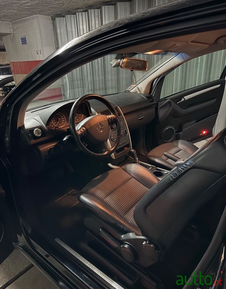 2005' Mercedes-Benz A 150 photo #2