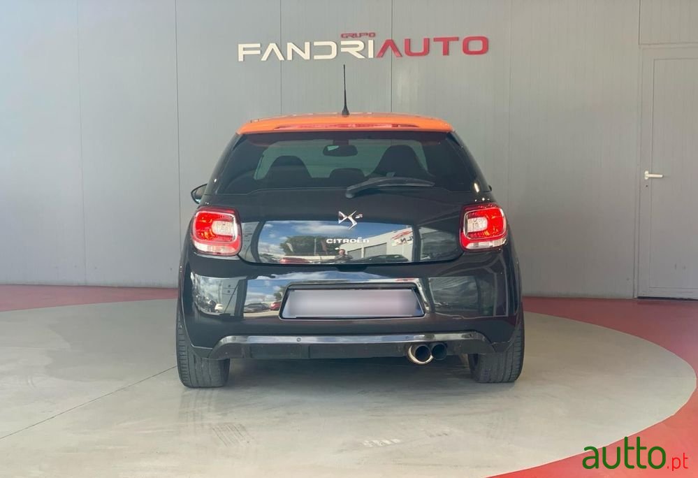 2012' Citroen DS3 1.6 Thp Racing photo #5