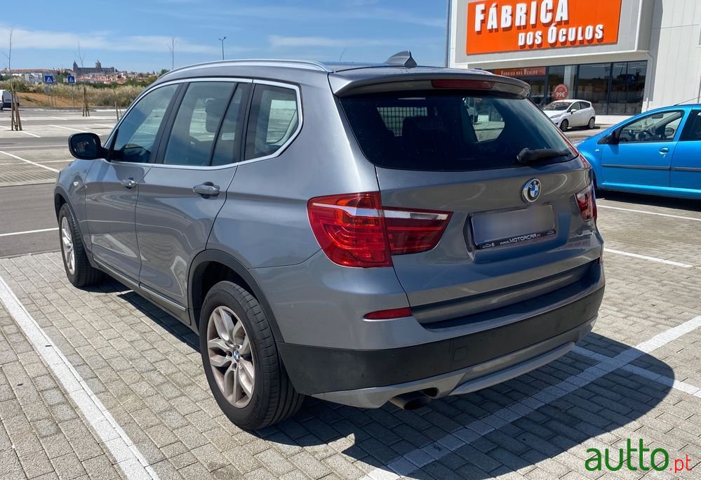 2013' BMW Série X 18 D Sdrive photo #5