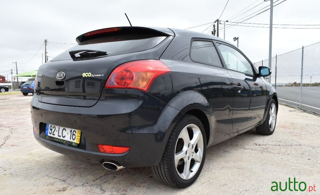 2010' Kia Ceed photo #5