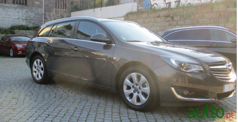 2014' Opel Insignia Sports Tourer photo #4