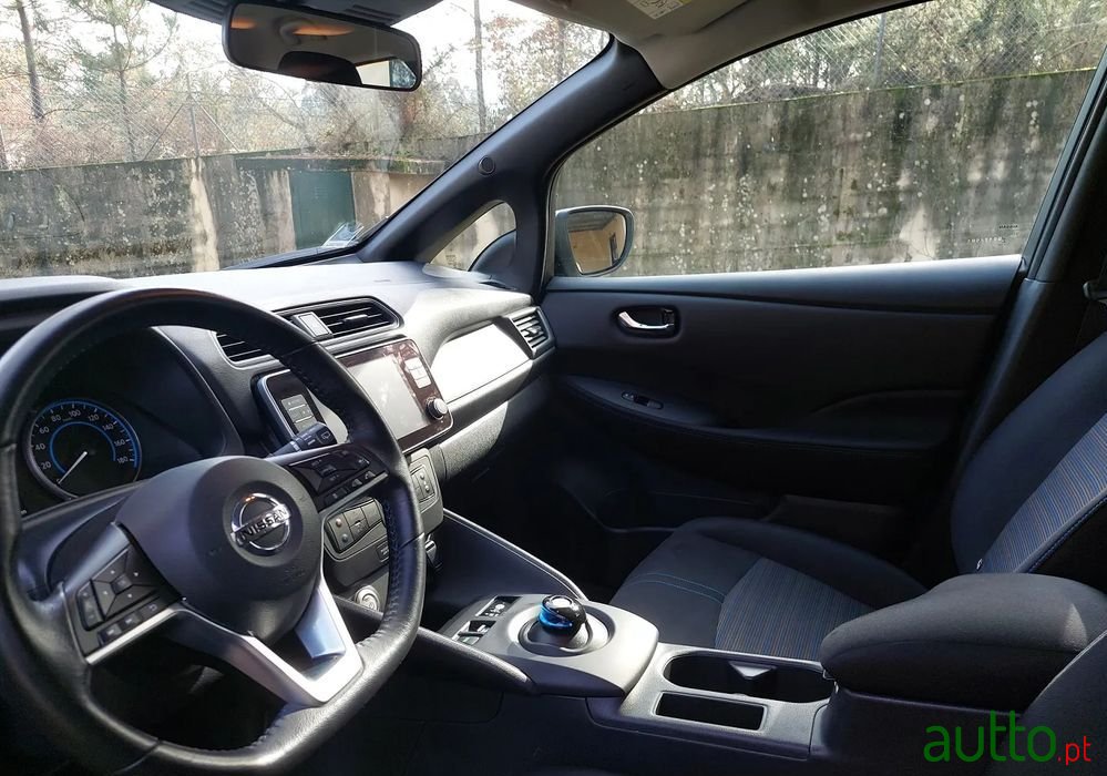 2021' Nissan Leaf Acenta photo #5