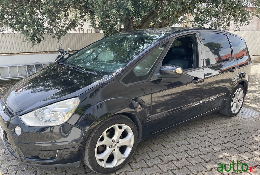 2007' Ford S-Max photo #3