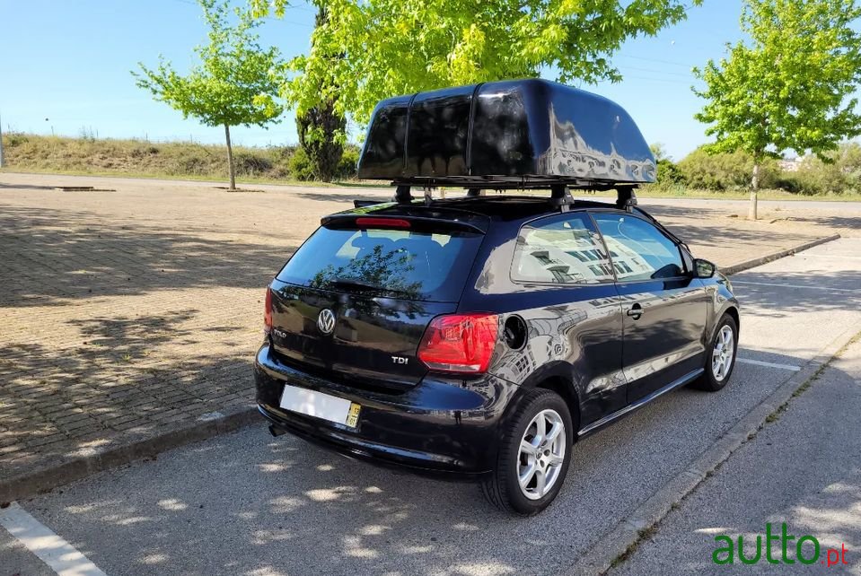 2013' Volkswagen Polo photo #1