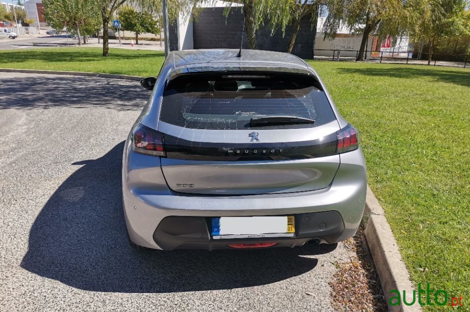 2020' Peugeot 208 photo #4