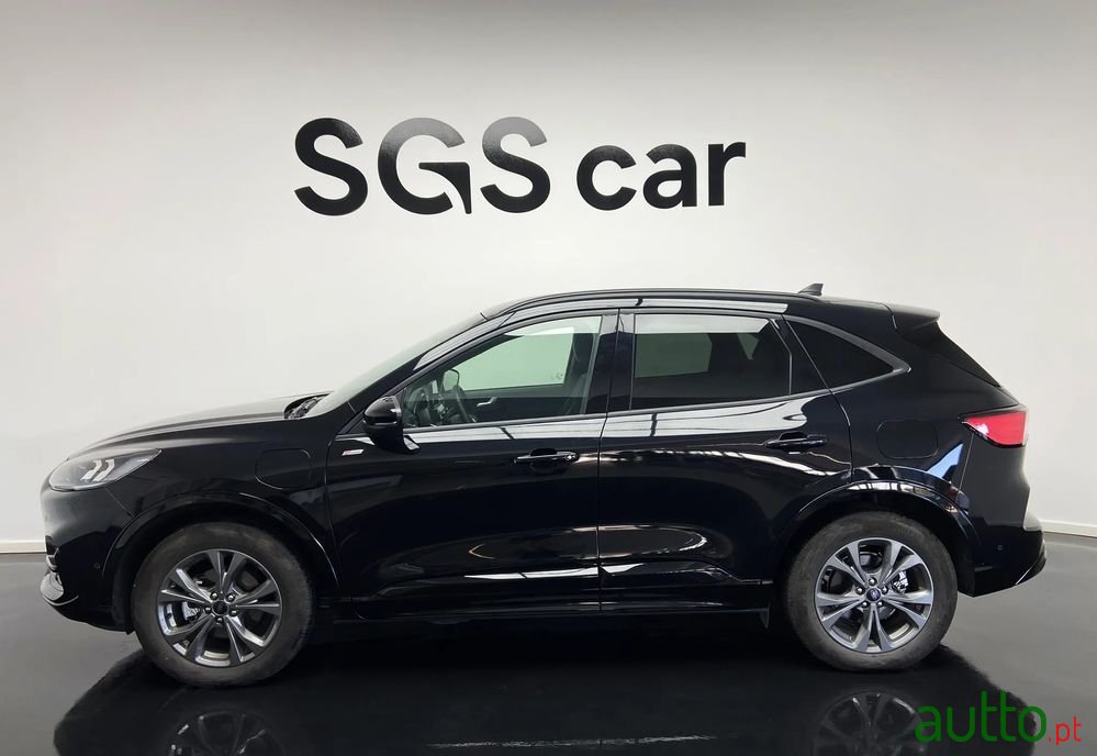 2024' Ford Kuga photo #2