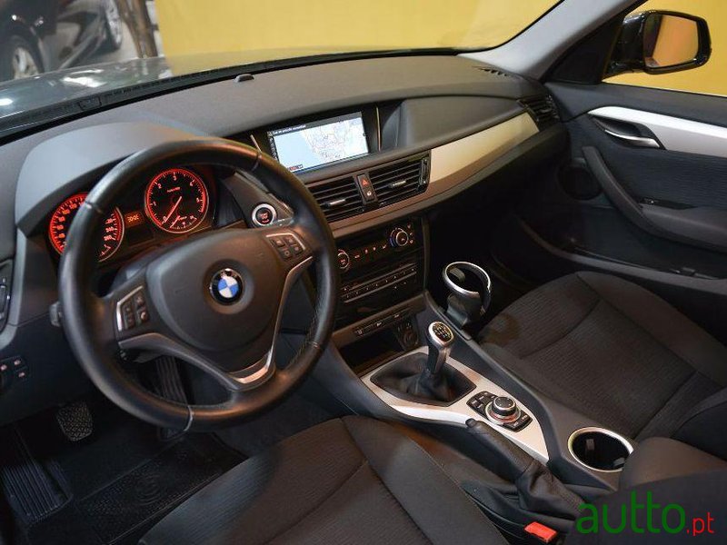 2014' BMW X1 20D Sdrive photo #1