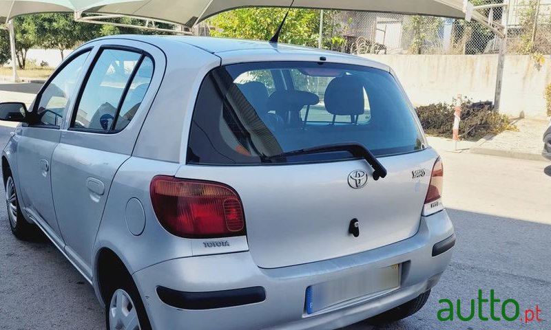 2004' Toyota Yaris 1.0 Terra photo #1