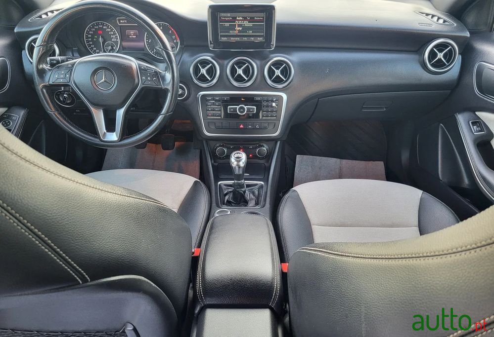 2014' Mercedes-Benz A 180 photo #6