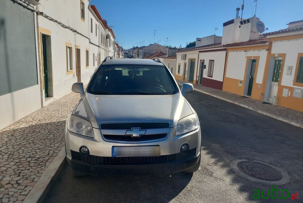 2010' Chevrolet Captiva photo #2