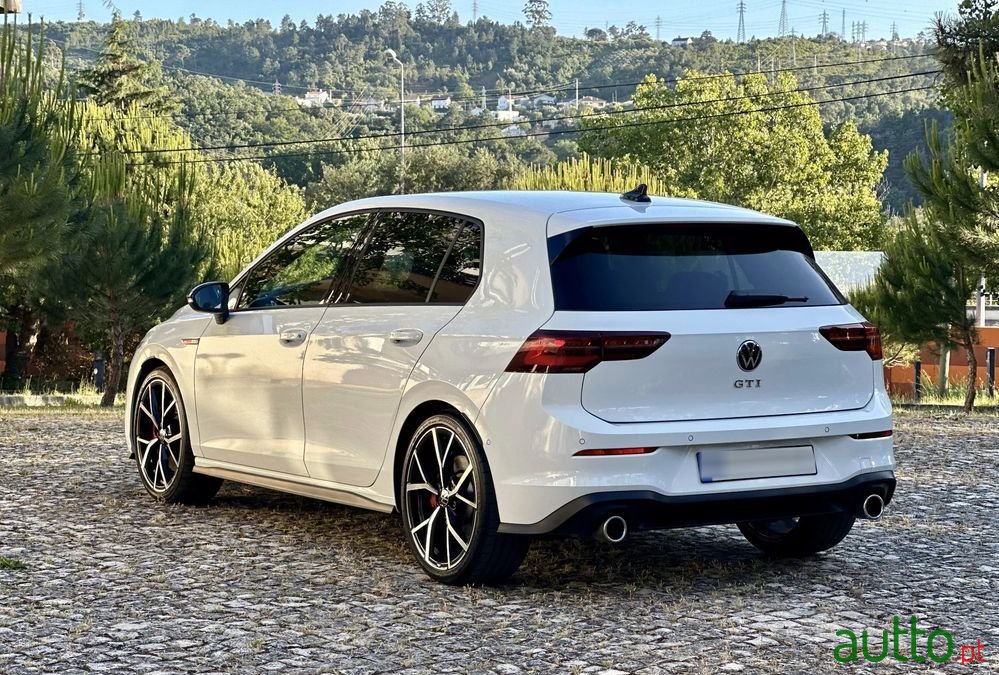 2023' Volkswagen Golf photo #5