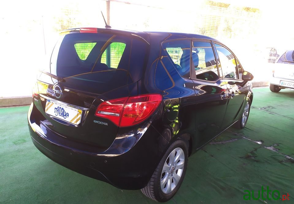 2011' Opel Meriva photo #6