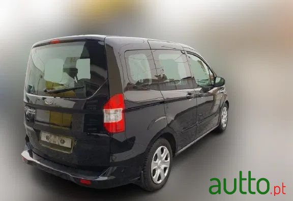 2016' Ford Courier photo #4