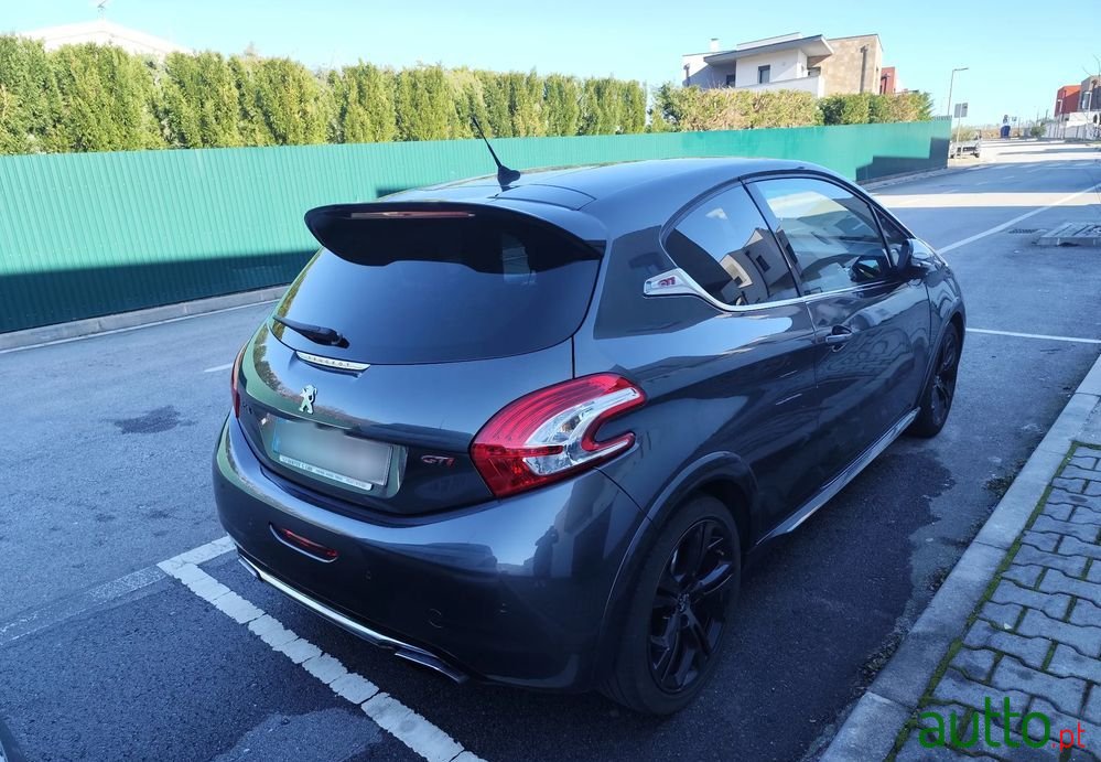 2013' Peugeot 208 1.6 Thp Gti photo #1