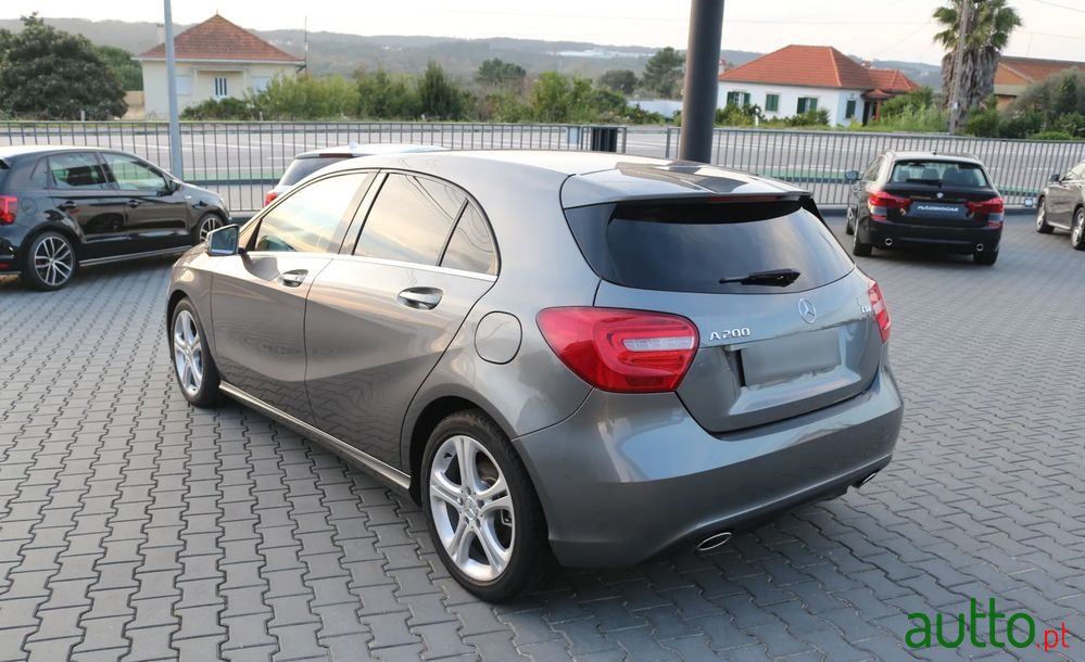 2013' Mercedes-Benz Classe A Cdi Be Urban photo #4