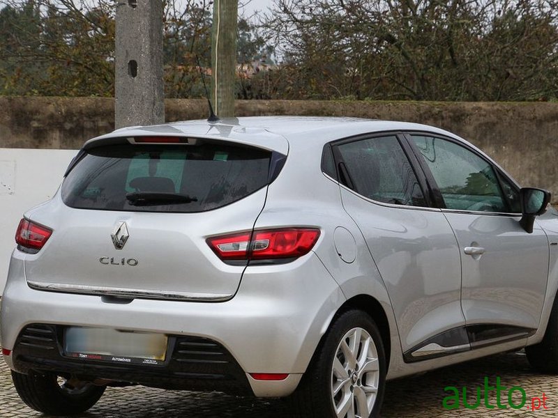 2018' Renault Clio 0.9 Tce Limited photo #3