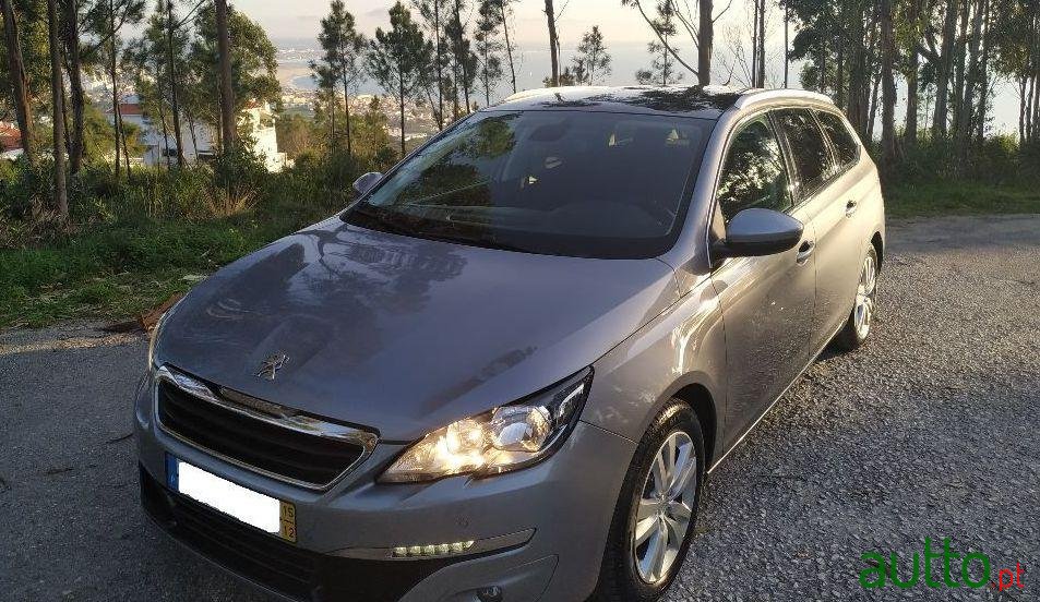 2015' Peugeot 308 Sw photo #2