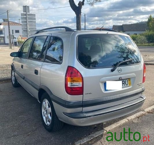 2001' Opel Zafira photo #4