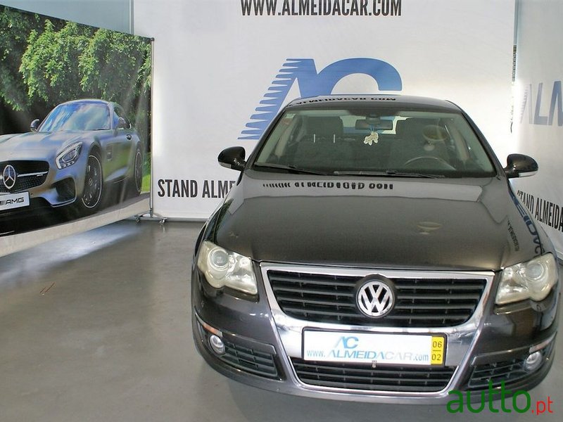 2006' Volkswagen Passat photo #1