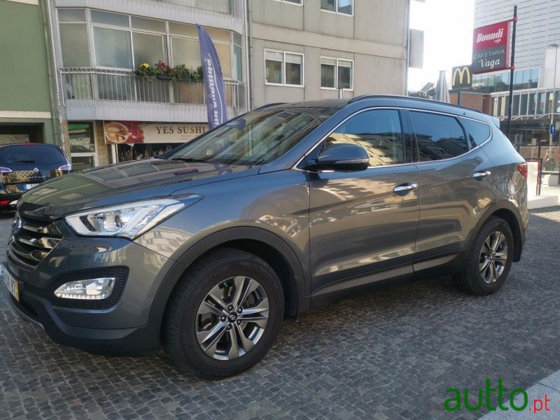 2014' Hyundai Santa-Fe photo #1