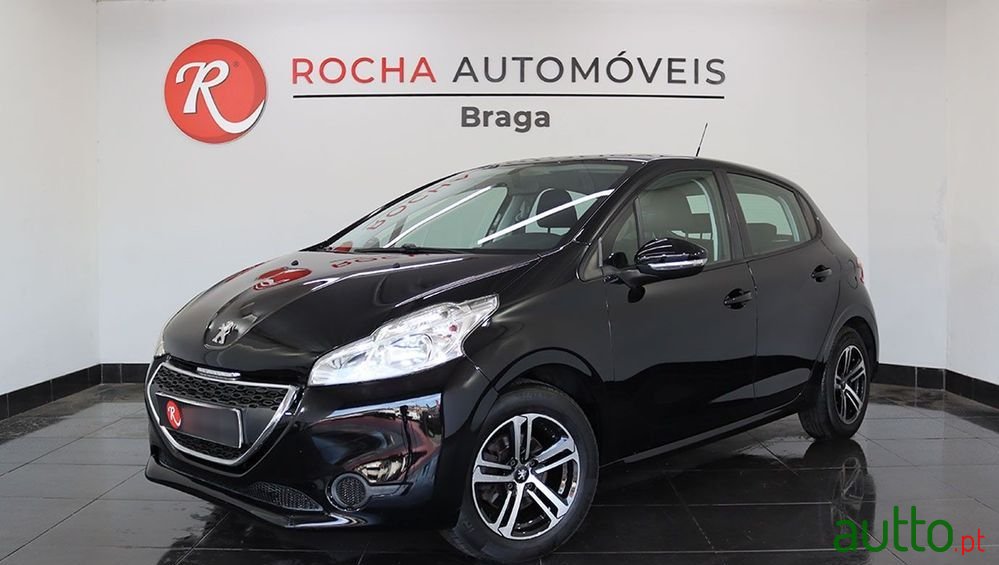 2013' Peugeot 208 photo #1