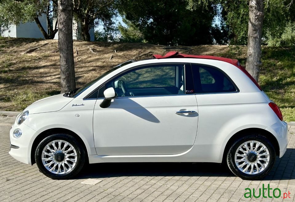 2022' Fiat 500C photo #2