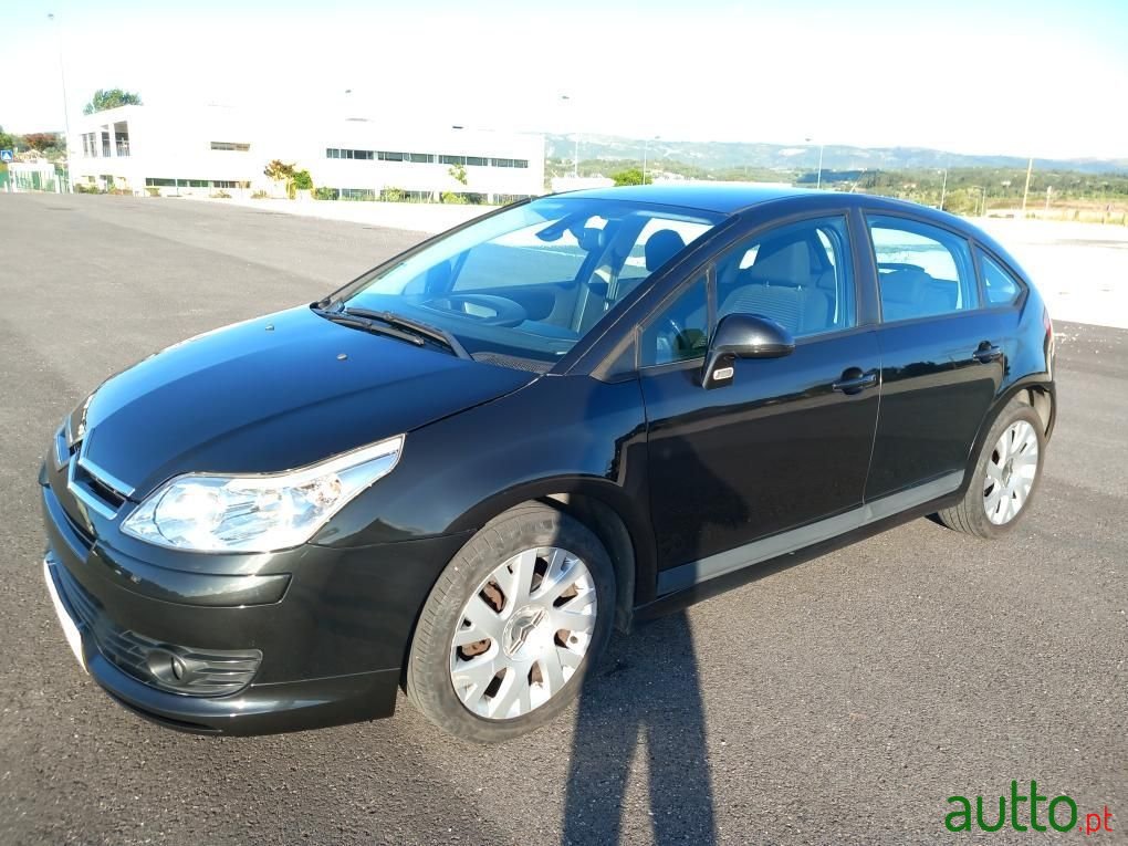 2007' Citroen C4 photo #3