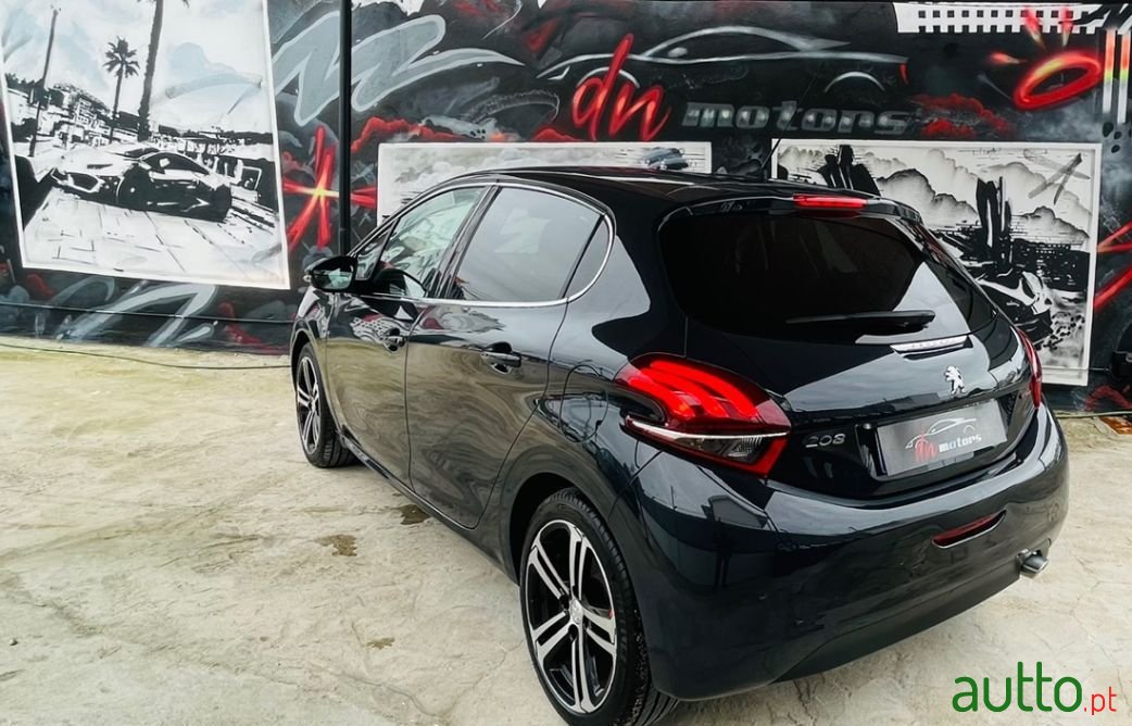 2018' Peugeot 208 photo #2