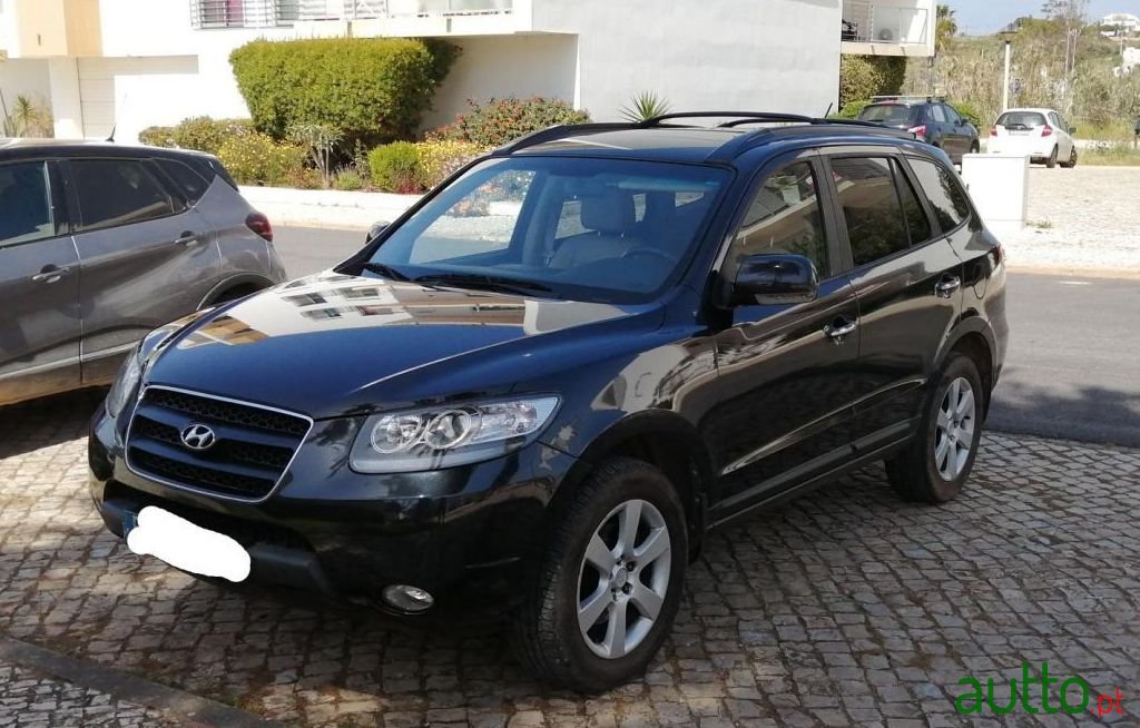 2009' Hyundai Santa Fe photo #4