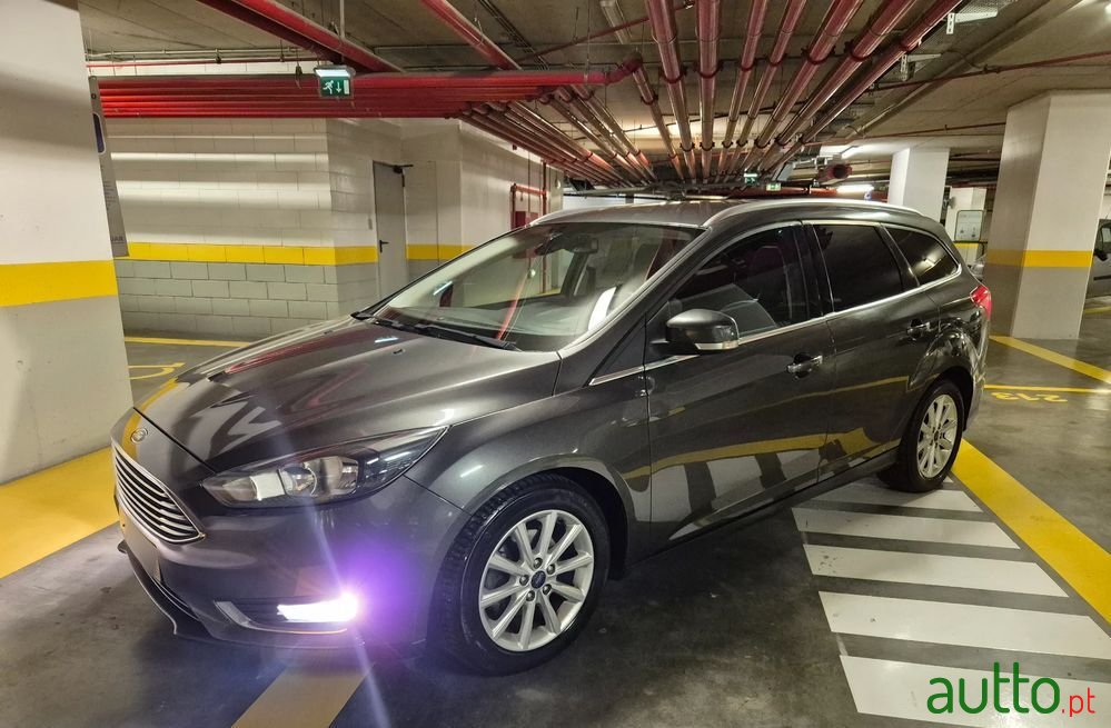 2016' Ford Focus Sw photo #3
