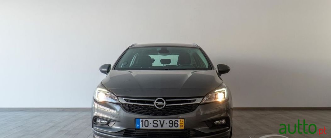 2017' Opel Astra Sports Tourer photo #3