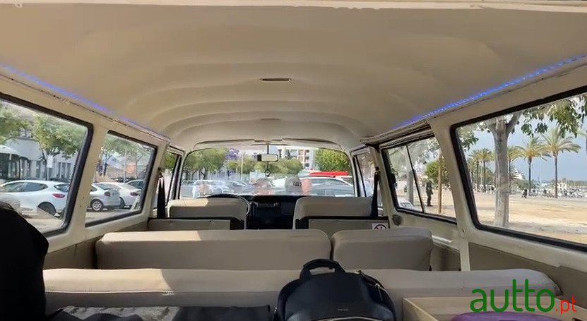 1974' Volkswagen Type 2 photo #4