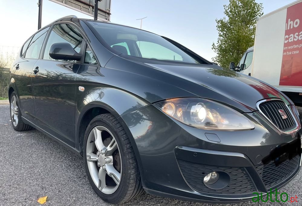 2010' SEAT Altea photo #2