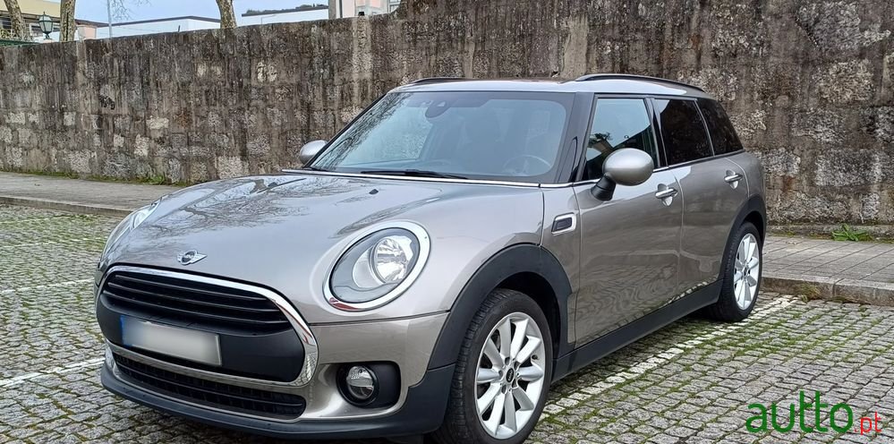 2016' MINI Clubman One D photo #1