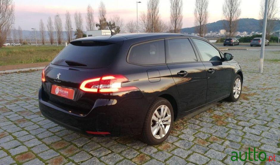 2018' Peugeot 308 Sw photo #1