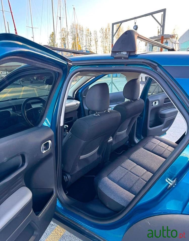 2019' Citroen C4 Cactus 1.5 Bluehdi Shine photo #2