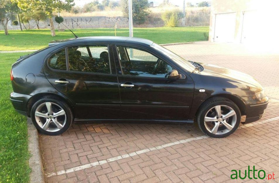 2000' SEAT Leon 1.6 Sr Sport photo #1