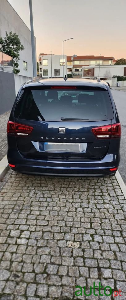 2017' SEAT Alhambra photo #6