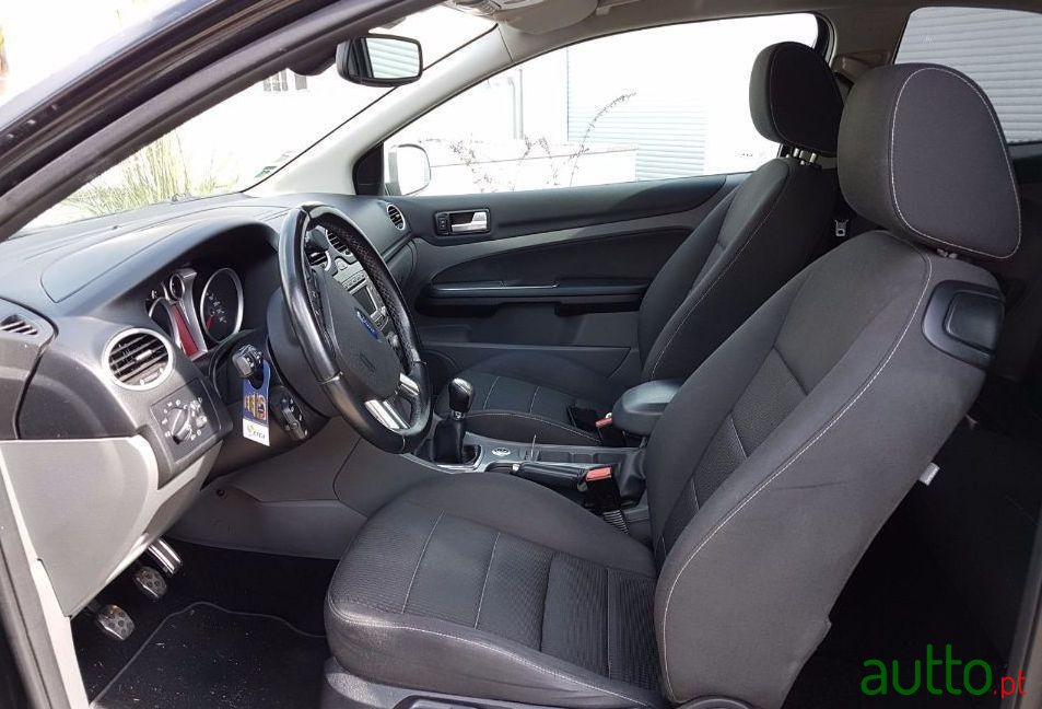 2008' Ford Focus photo #5