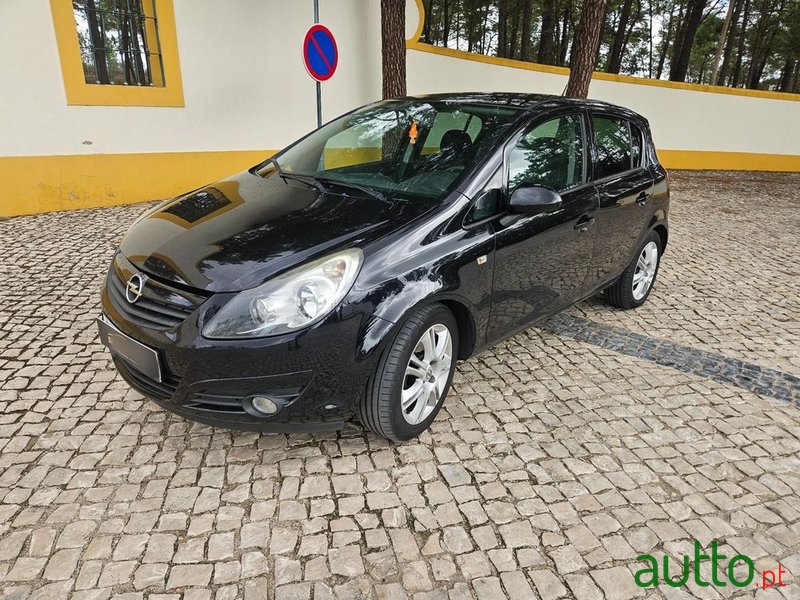 2011' Opel Corsa photo #1