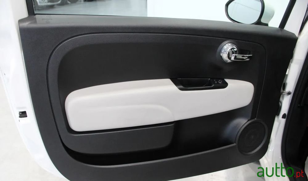 2022' Fiat 500 photo #5