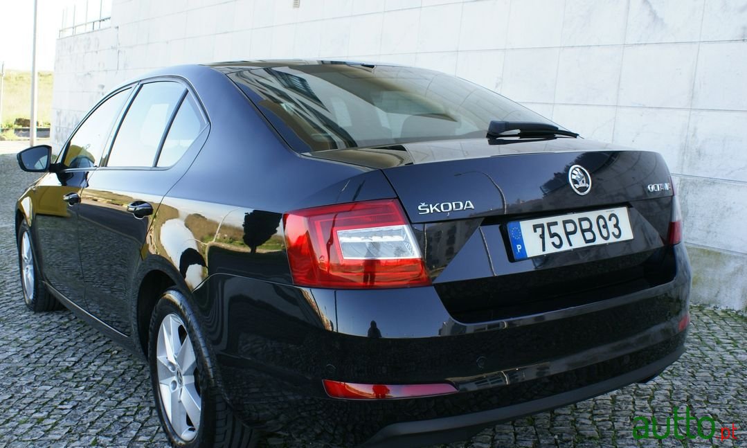 2014' Skoda Octavia photo #5
