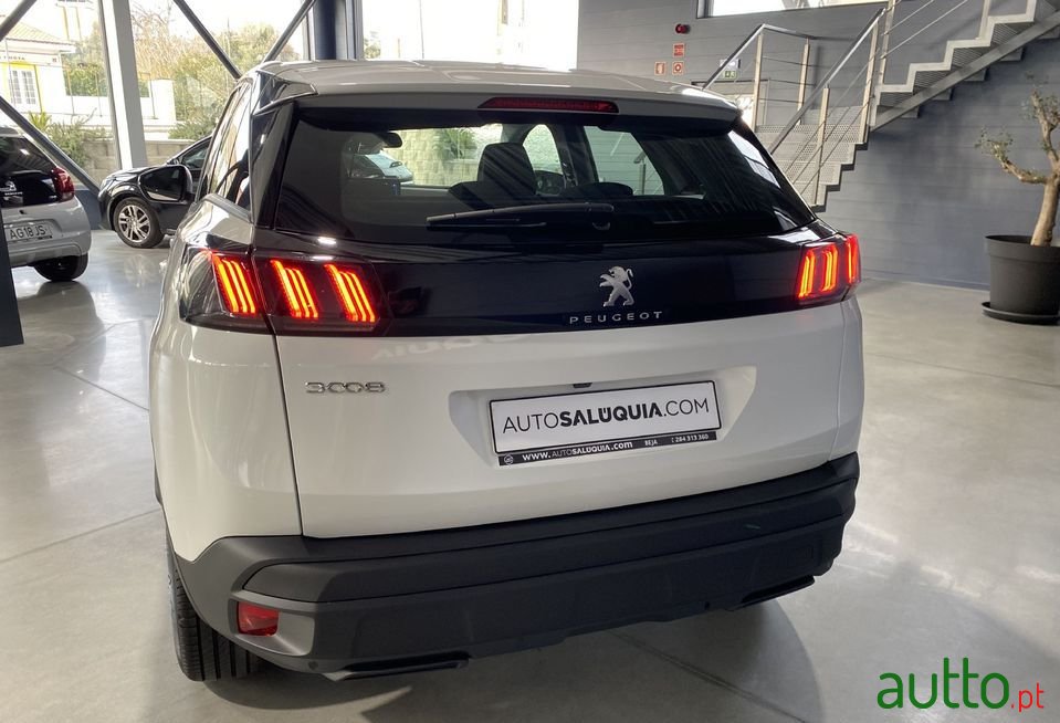 2021' Peugeot 3008 photo #4