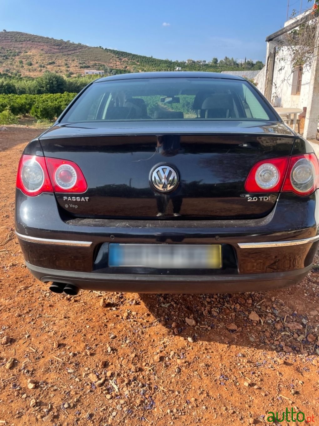 2008' Volkswagen Passat photo #3