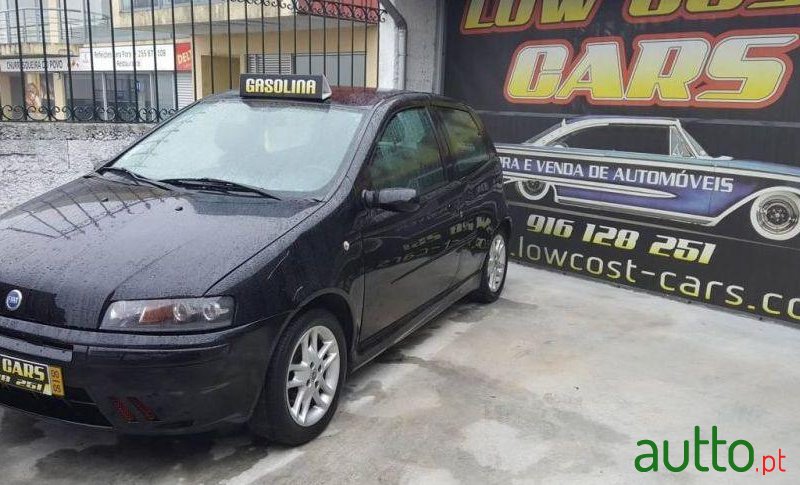 2000' Fiat Punto 1.2 16V 80 Sport photo #2