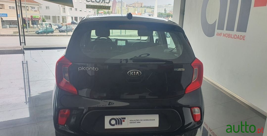2017' Kia Picanto photo #6
