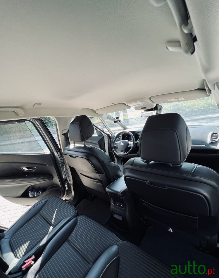 2018' Renault Grand Scenic photo #5