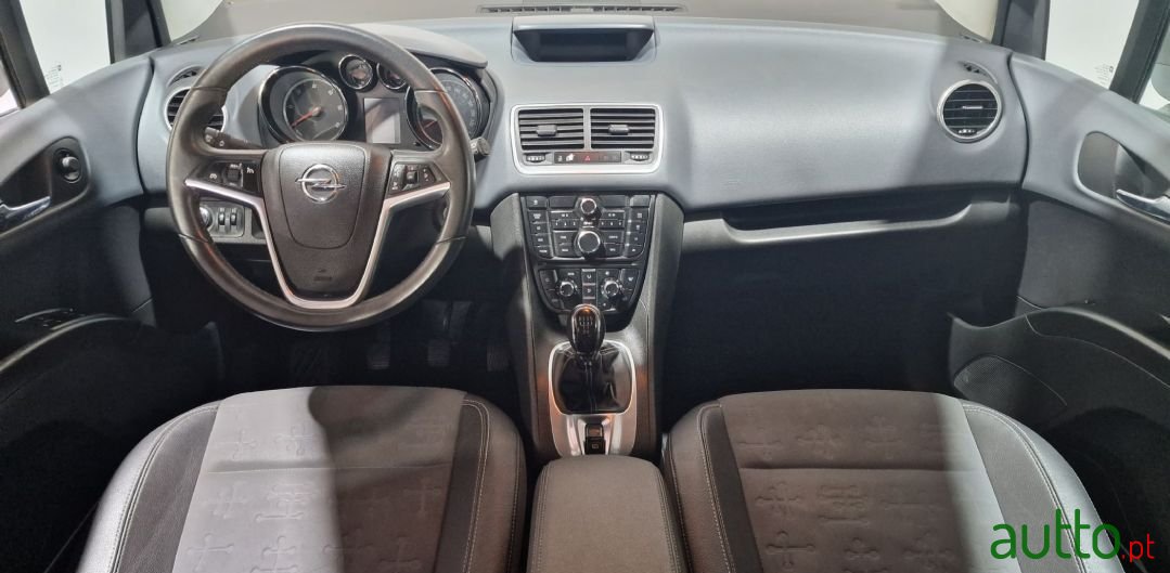 2010' Opel Meriva photo #6